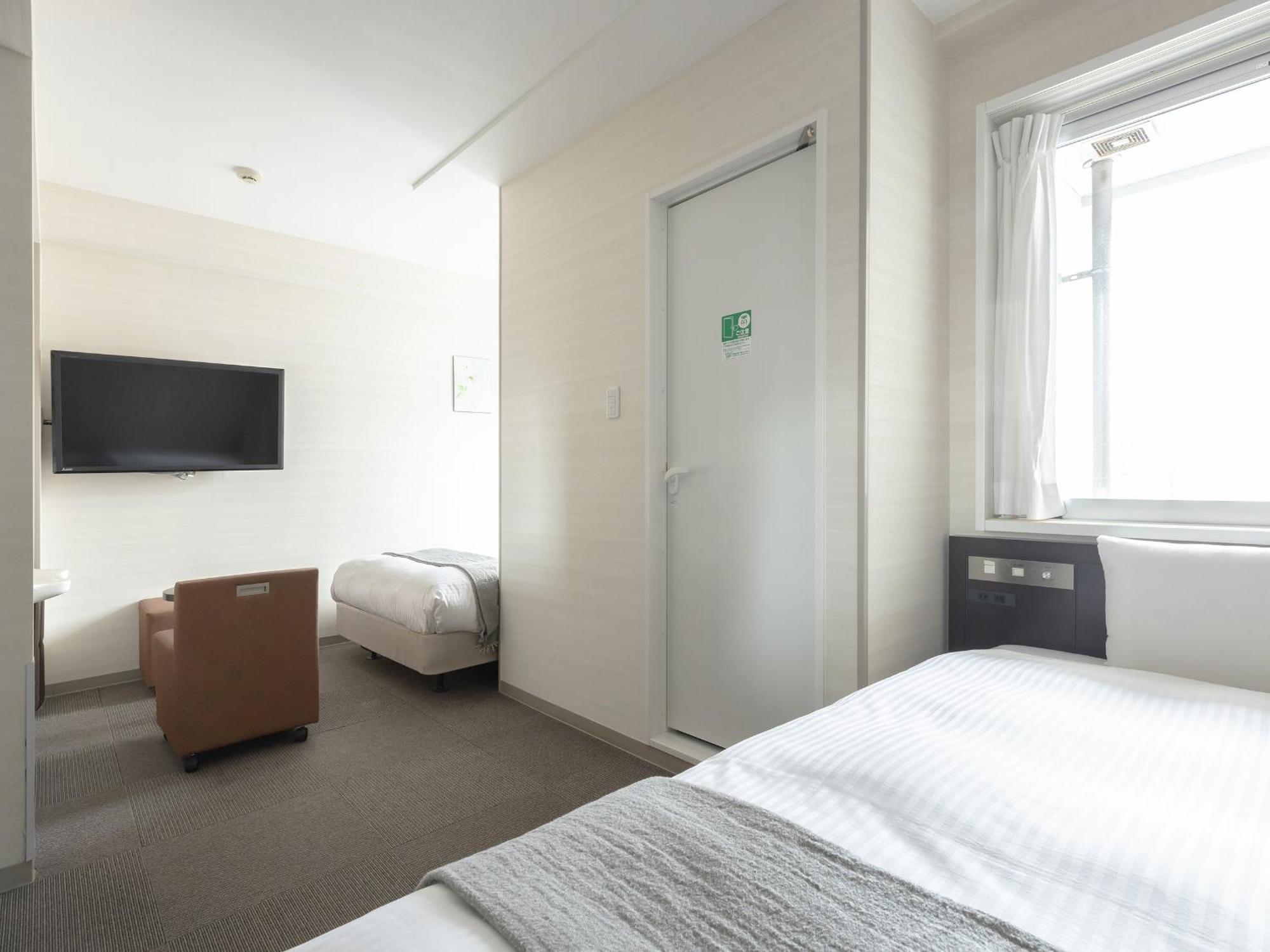 Vessel Inn Hiroshima Station מראה חיצוני תמונה